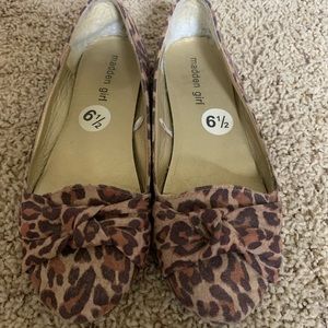 Madden Girl Leopard Print Flats great Condition Rarely worn